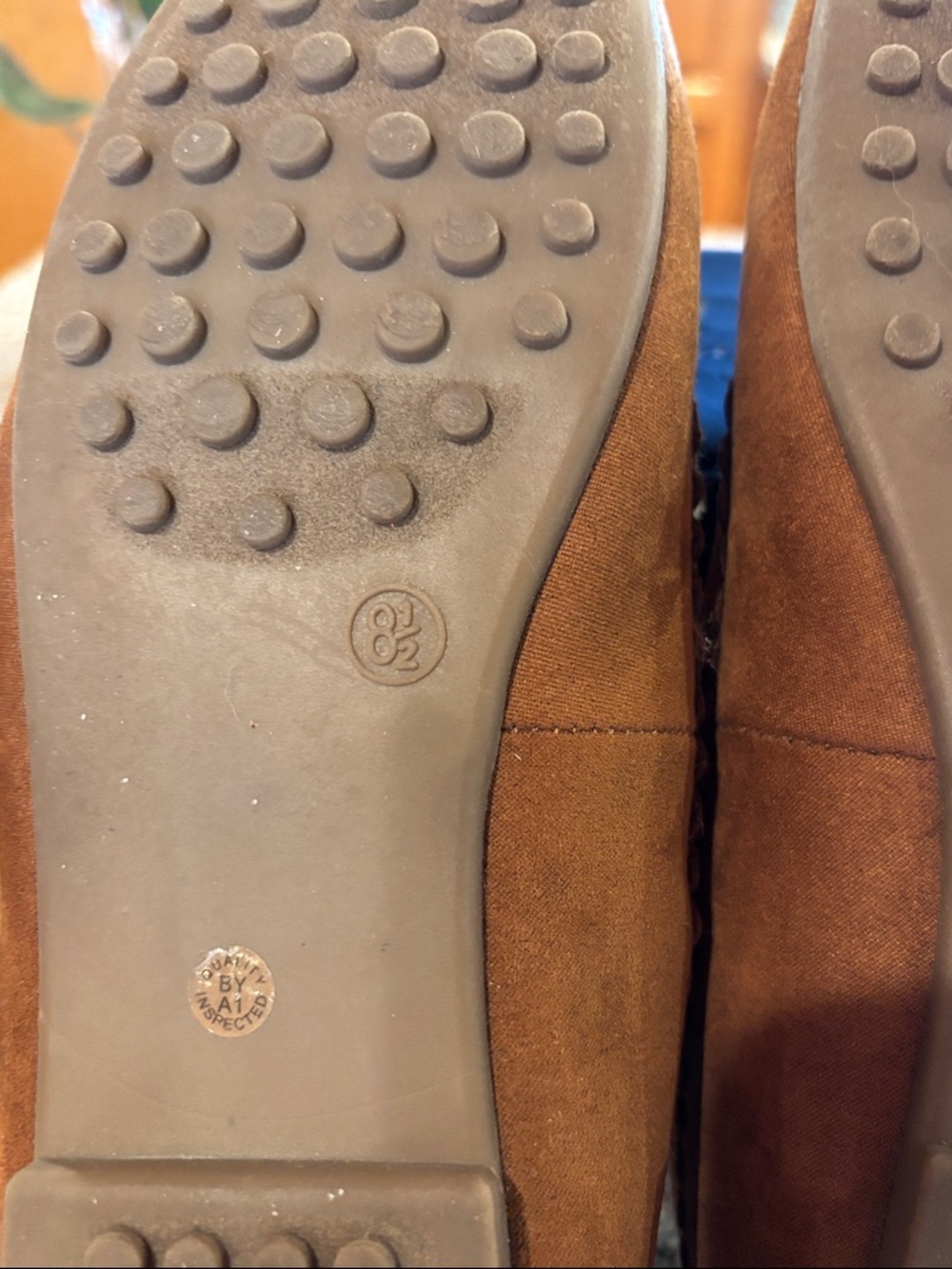St. John's Bay Women's Chestnut Suede Fleece-Lined Moccasins       Size 8.5 - Picture 11 of 14